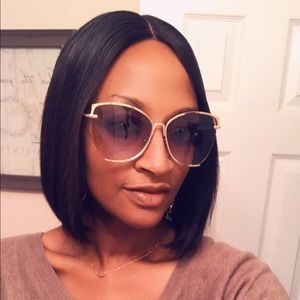 Meet your Posher, April